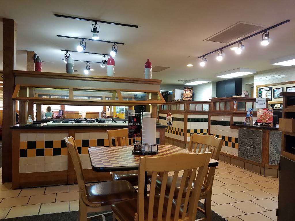 Pizza Hut | meal takeaway | 241 S Main St, Alpharetta, GA 30004, USA | 7707518585 OR +1 770-751-8585