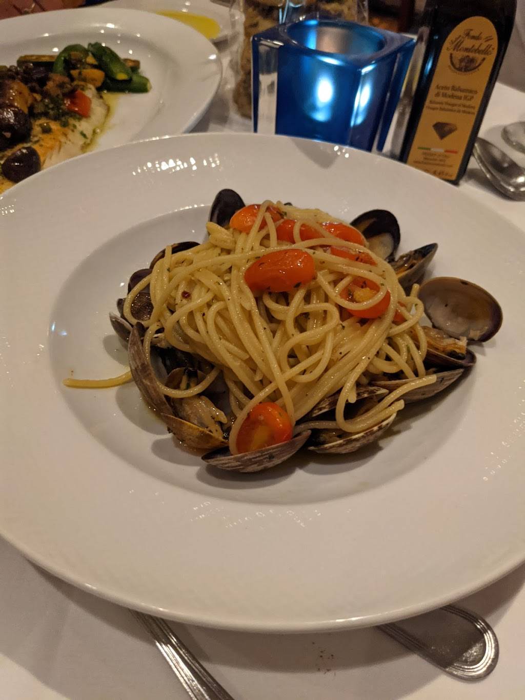 Amalfi Ristorante Italiano & Bar | restaurant | 6100 Westheimer Rd, Houston, TX 77057, USA | 7135322201 OR +1 713-532-2201