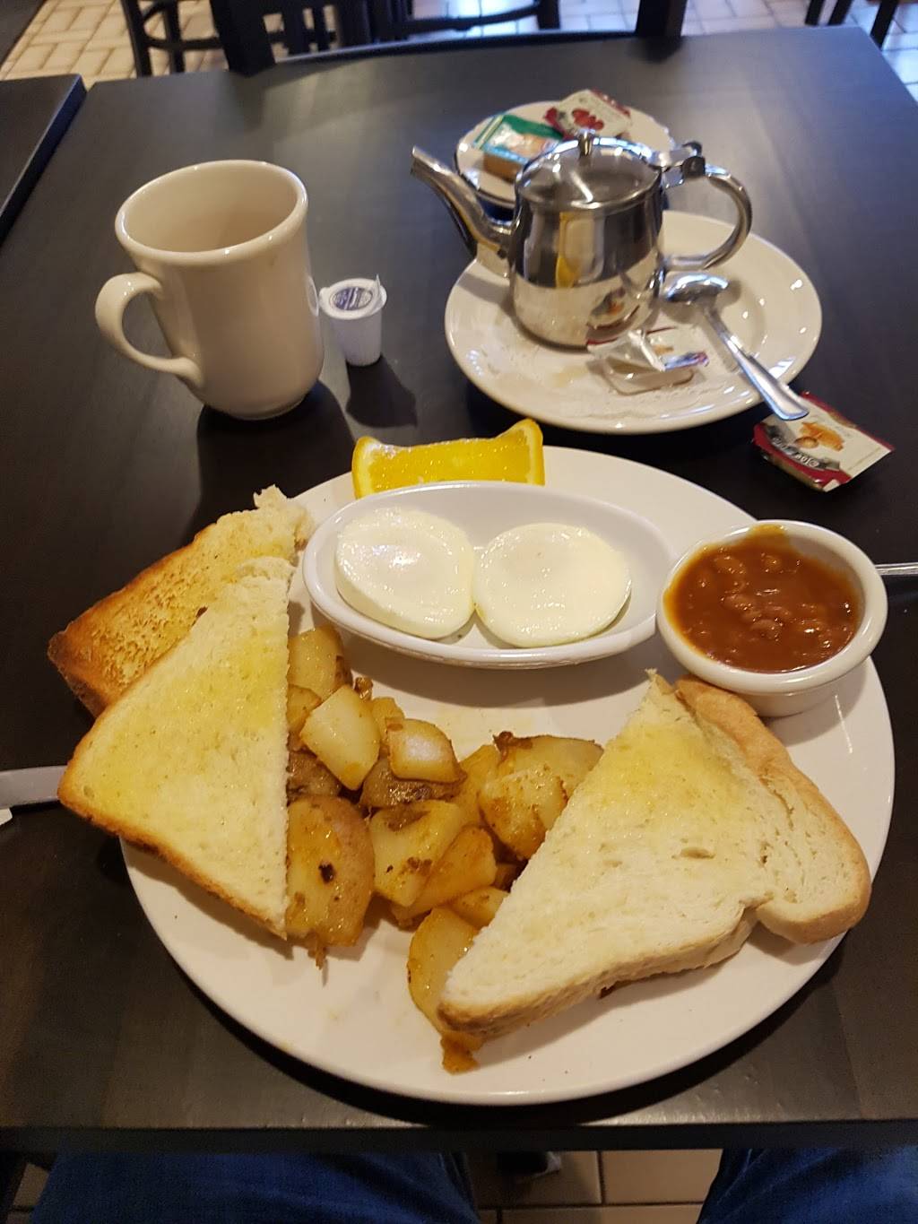 Frannies Restaurant & Bakery | restaurant | 2890 Victoria St N, Breslau, ON N0B 1M0, Canada | 5196482371 OR +1 519-648-2371