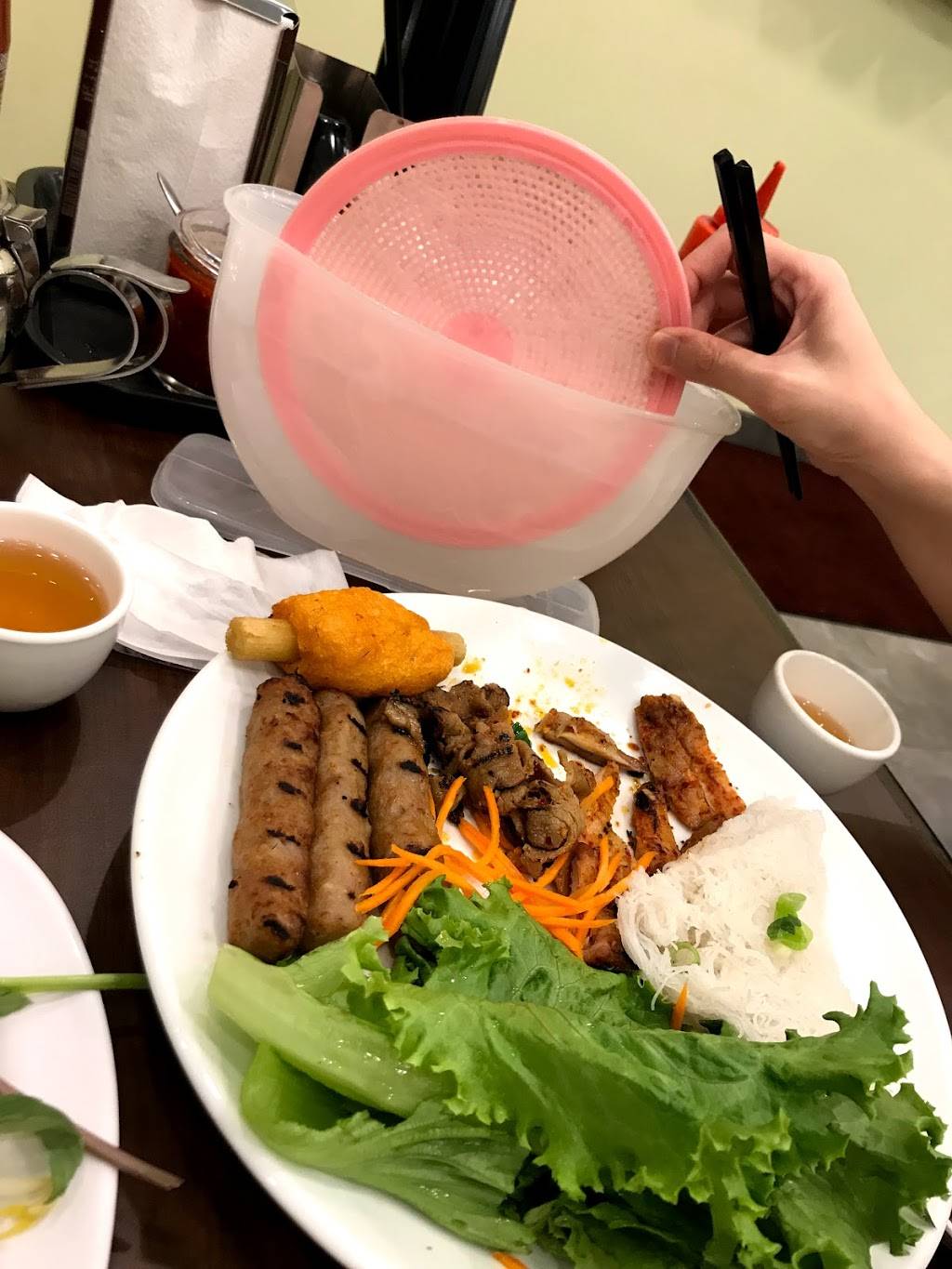 Pho Metro Vaughan | restaurant | 2499 Rutherford Rd Unit 11, Vaughan, ON L4K 0J9, Canada | 2895533979 OR +1 289-553-3979