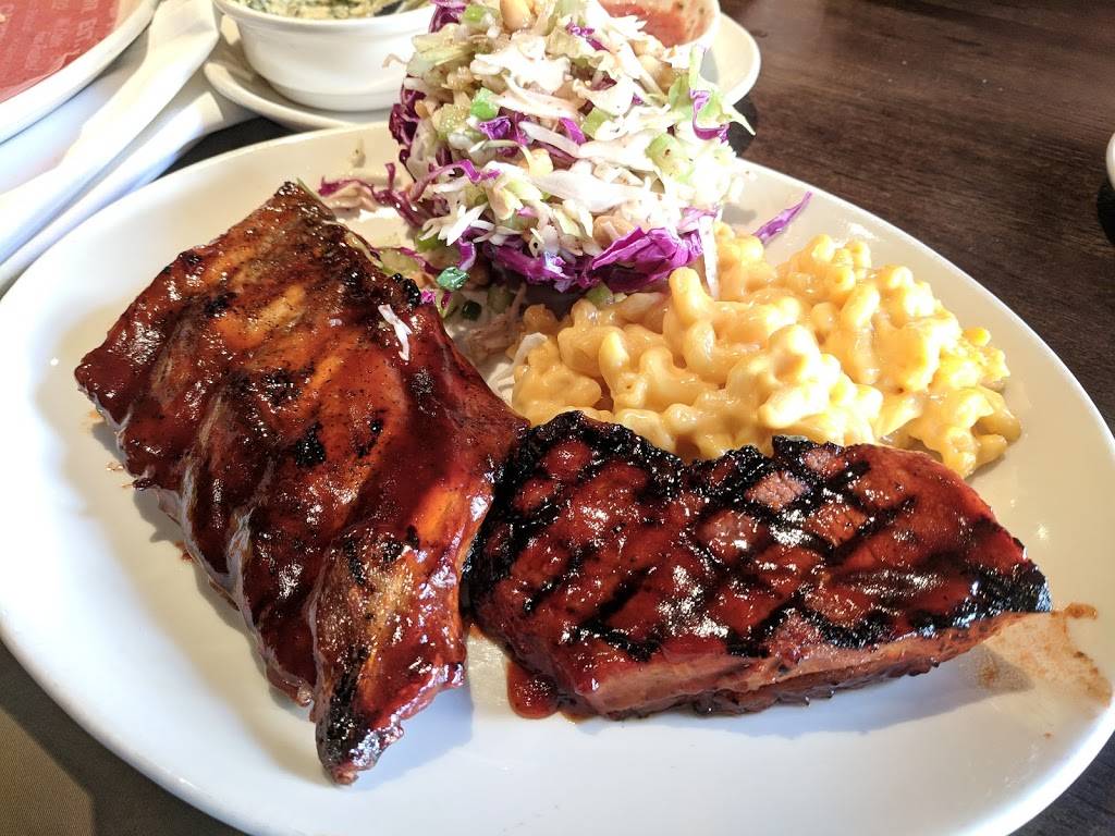 Wood Ranch | meal takeaway | 189 The Grove Dr, Los Angeles, CA 90036, USA | 3239376800 OR +1 323-937-6800