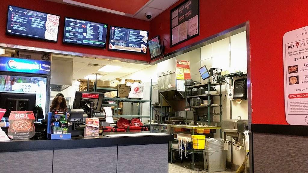 Pizza Hut | meal takeaway | 1439 S. US Highway 1, Fort Pierce, FL 34950, USA | 7724611353 OR +1 772-461-1353