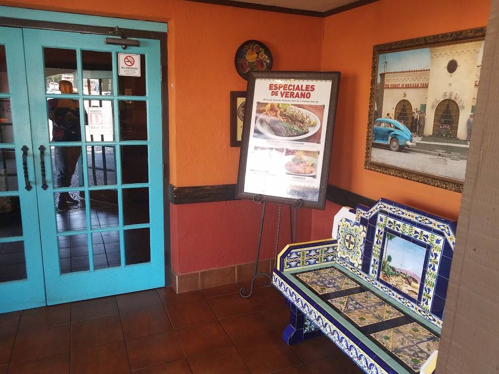 El Fenix Mexican Restaurant | restaurant | 120 E Colorado Blvd, Dallas, TX 75203, USA | 2149414050 OR +1 214-941-4050