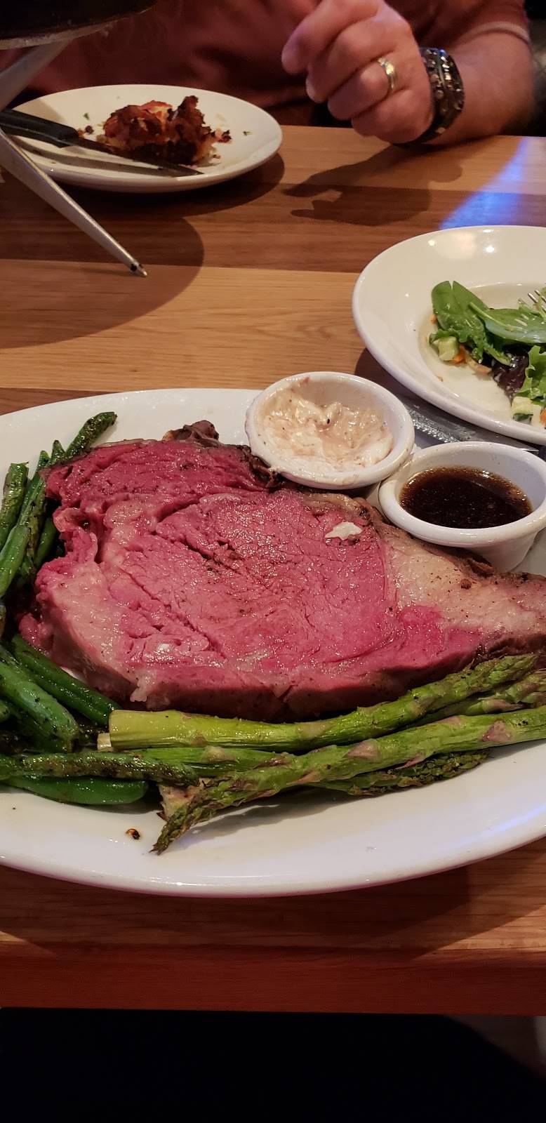 BJs Restaurant & Brewhouse | restaurant | 2609 S Stemmons Fwy, Lewisville, TX 75067, USA | 9724599700 OR +1 972-459-9700