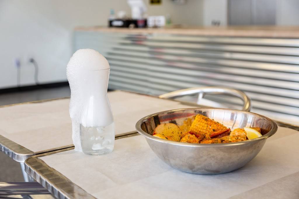 Krab Kingz | restaurant | 4334 Farm to Market 2920 Ste 40, Spring, TX 77388, USA | 3463316875 OR +1 346-331-6875