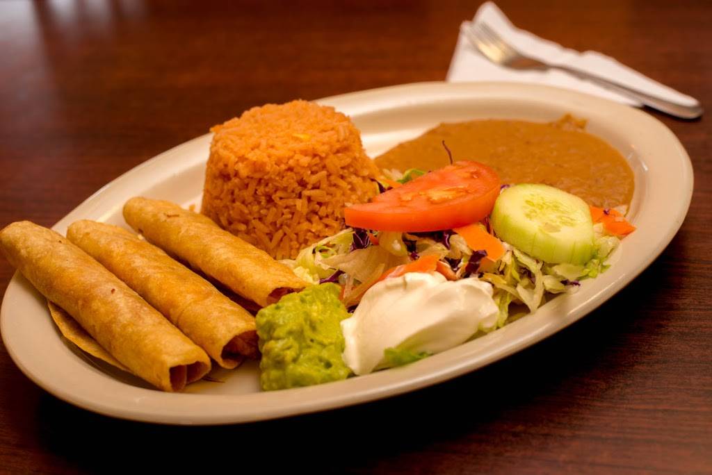 La Michelada Grill | restaurant | 2623 Rockgate Dr, San Antonio, TX 78227, USA | 2106734444 OR +1 210-673-4444