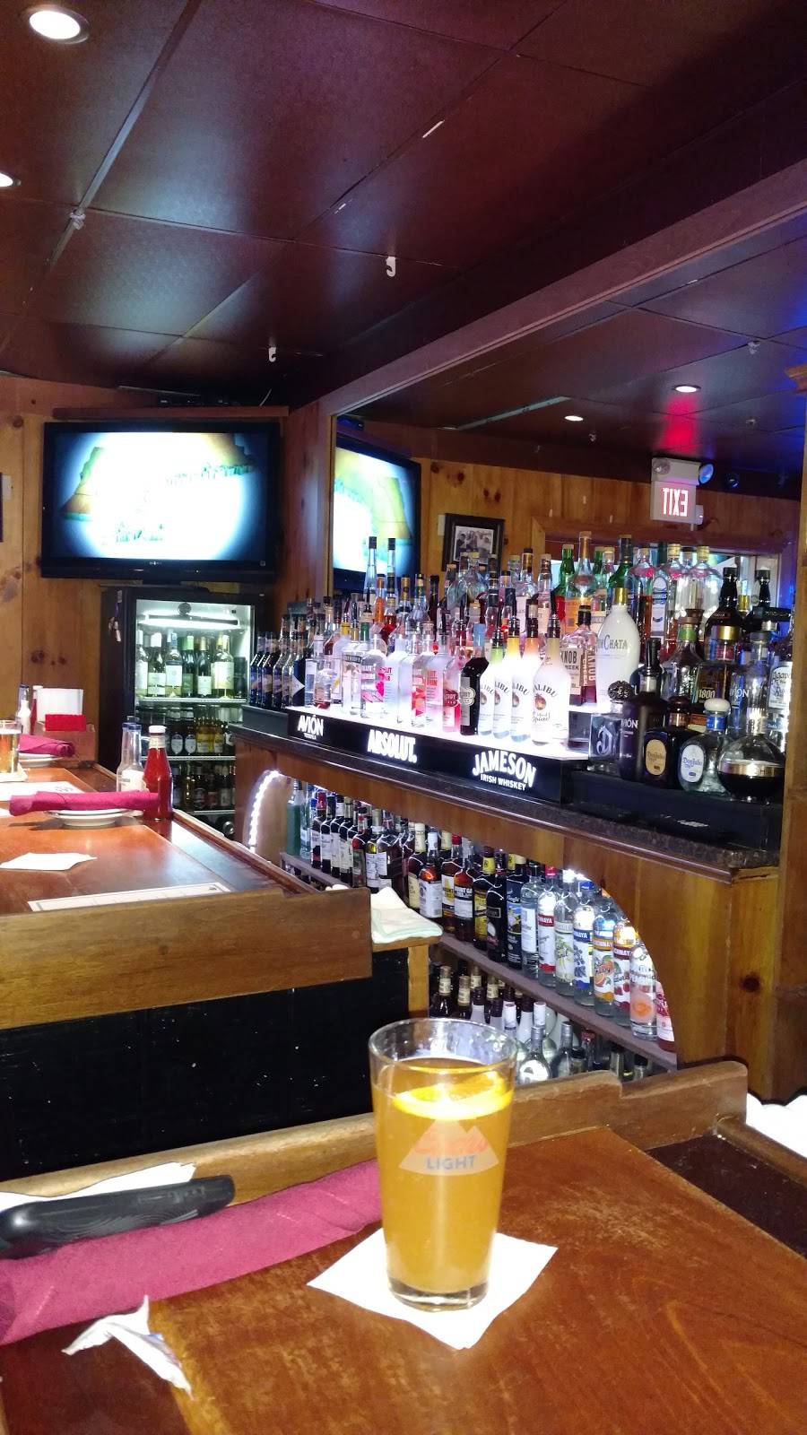 Captain Carlos | restaurant | 27 Harbor Loop, Gloucester, MA 01930, USA | 9782836342 OR +1 978-283-6342