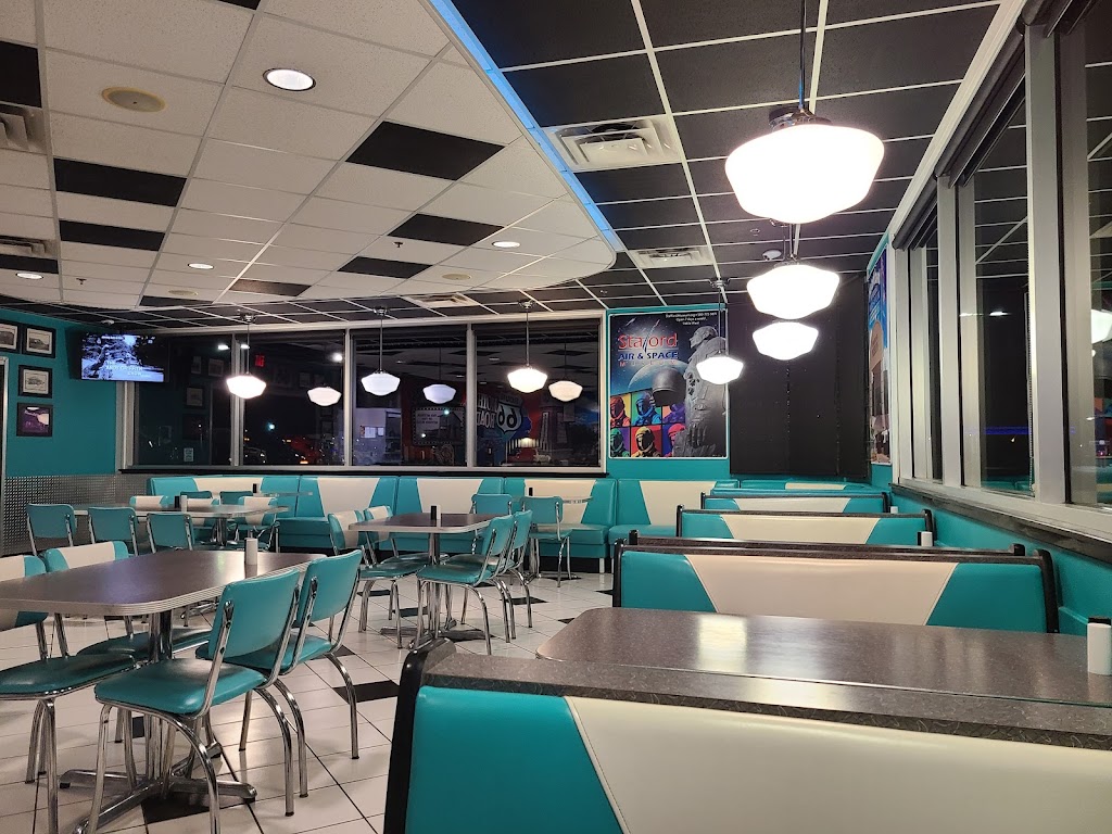 Lucille’s Roadhouse | restaurant | 1301 N Airport Rd, Weatherford, OK 73096, USA | 5807728808 OR +1 580-772-8808