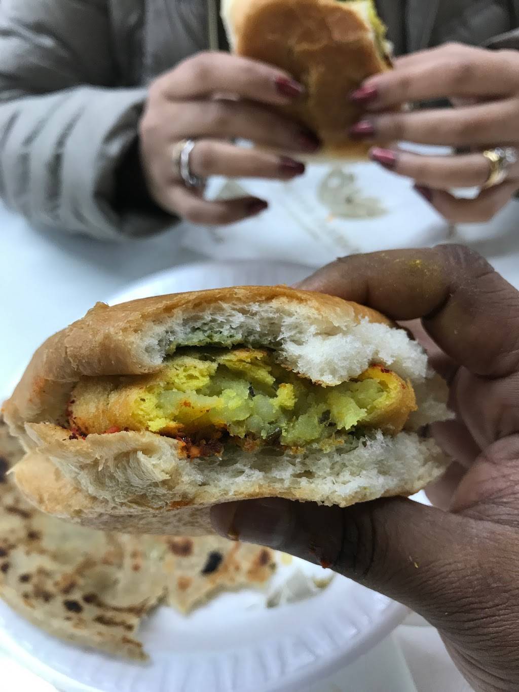 Rajulas Kitchen | restaurant | 8450 Angels Dr ste 100, Plano, TX 75024, USA | 9728954644 OR +1 972-895-4644