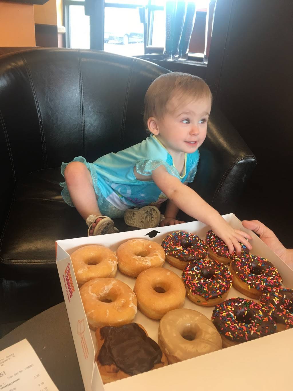 Dunkin | bakery | 8025 Vaughn Rd, Montgomery, AL 36116, USA | 3342607700 OR +1 334-260-7700