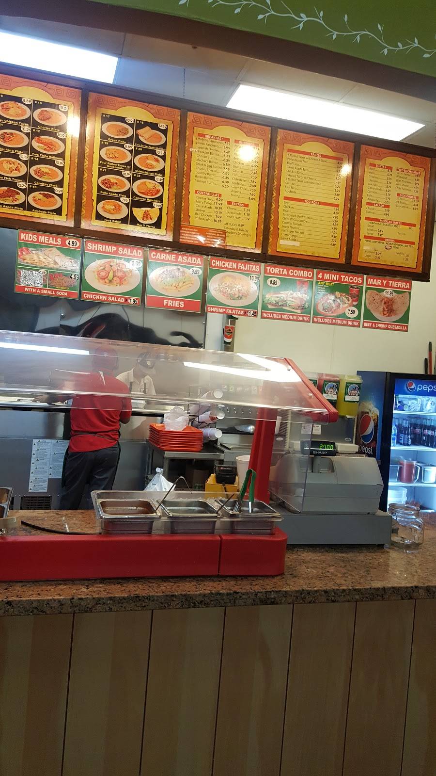 Federicos Mexican Food | restaurant | 20350 N Cave Creek Rd #140, Phoenix, AZ 85024, USA | 6029233585 OR +1 602-923-3585