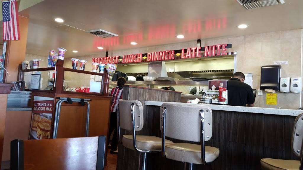 Dennys | restaurant | 73669-91 Twentynine Palms Highway, Twentynine Palms, CA 92277, USA | 7603613550 OR +1 760-361-3550