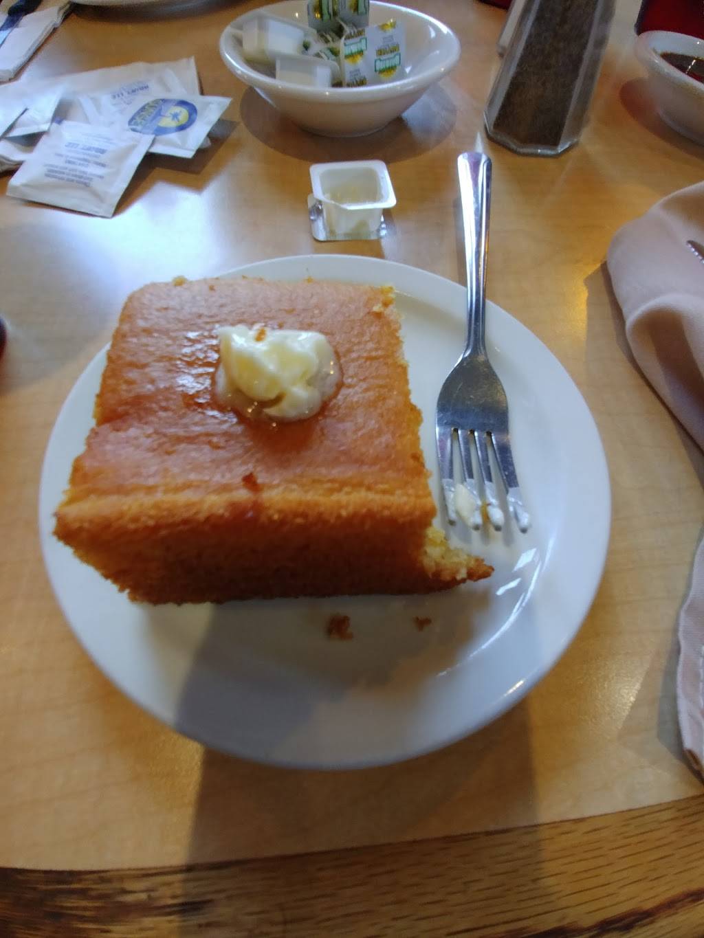 Rib Trader of Orange | restaurant | 2710 E Chapman Ave, Orange, CA 92869, USA | 7147449288 OR +1 714-744-9288