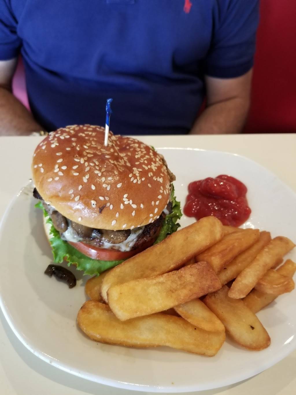 The Loop | restaurant | 101 Marketside Avenue, Ponte Vedra Beach, FL 32081, USA | 9048342078 OR +1 904-834-2078