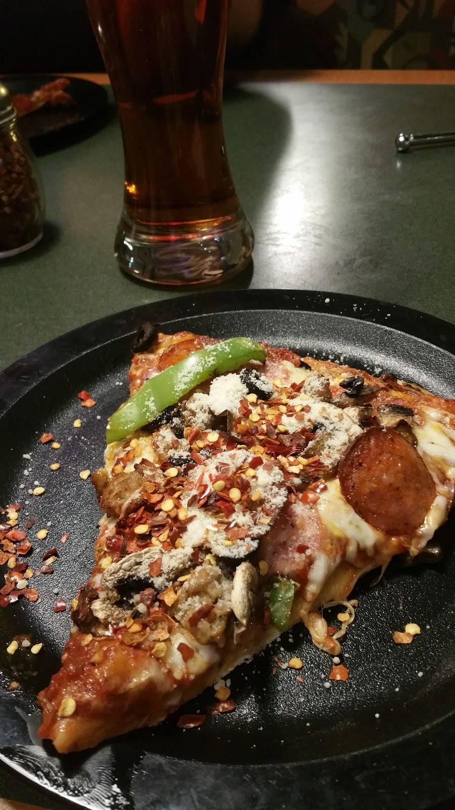 Round Table Pizza | meal delivery | 2270 S Azusa Ave D, West Covina, CA 91792, USA | 6268392900 OR +1 626-839-2900