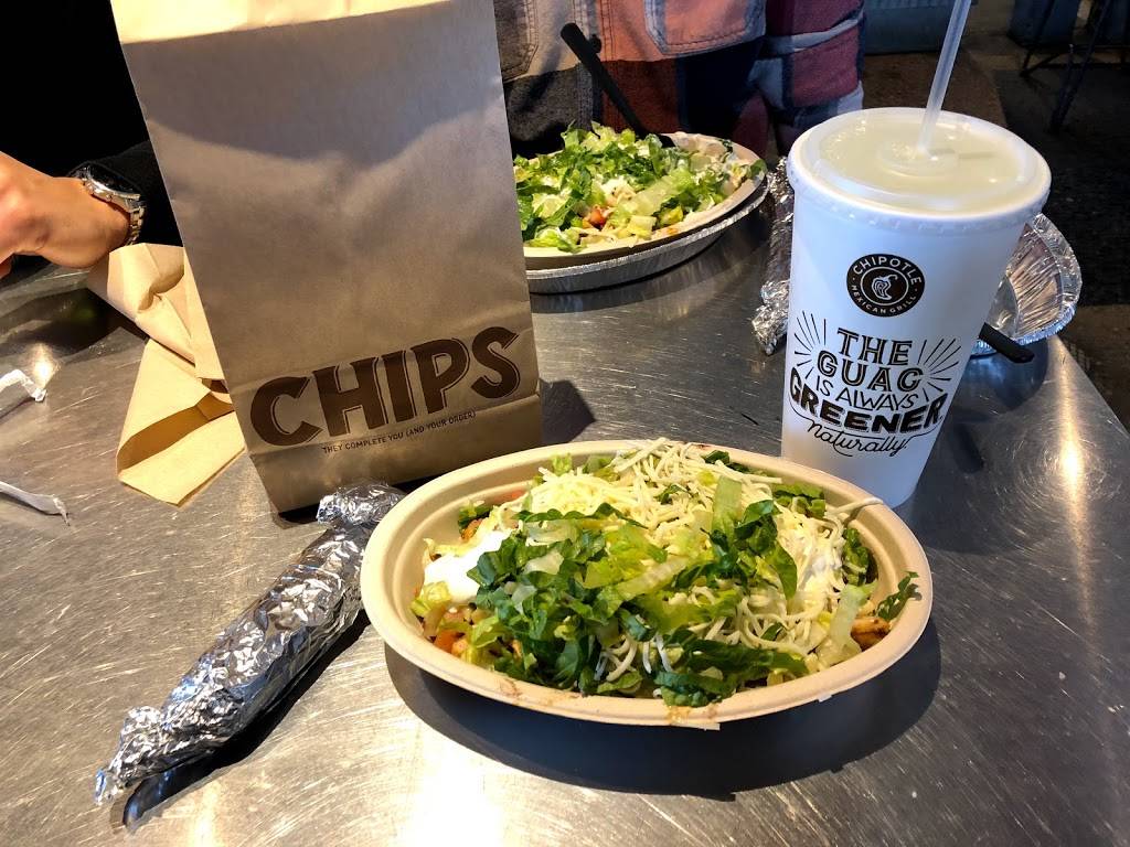 Chipotle Mexican Grill | restaurant | 45 Gosling Rd Unit 5C, Newington, NH 03801, USA | 6034335981 OR +1 603-433-5981