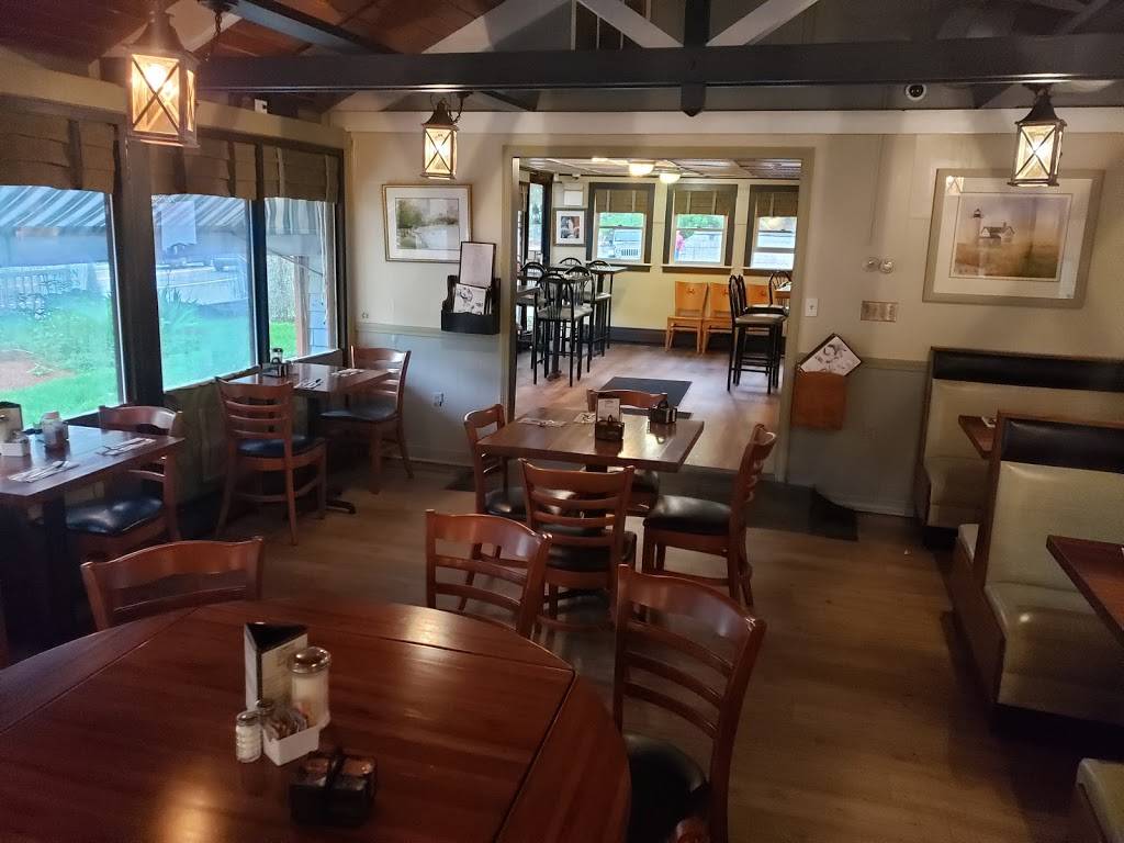 Crabapples | meal takeaway | 553 Palmer Ave, Falmouth, MA 02540, USA | 5085483355 OR +1 508-548-3355