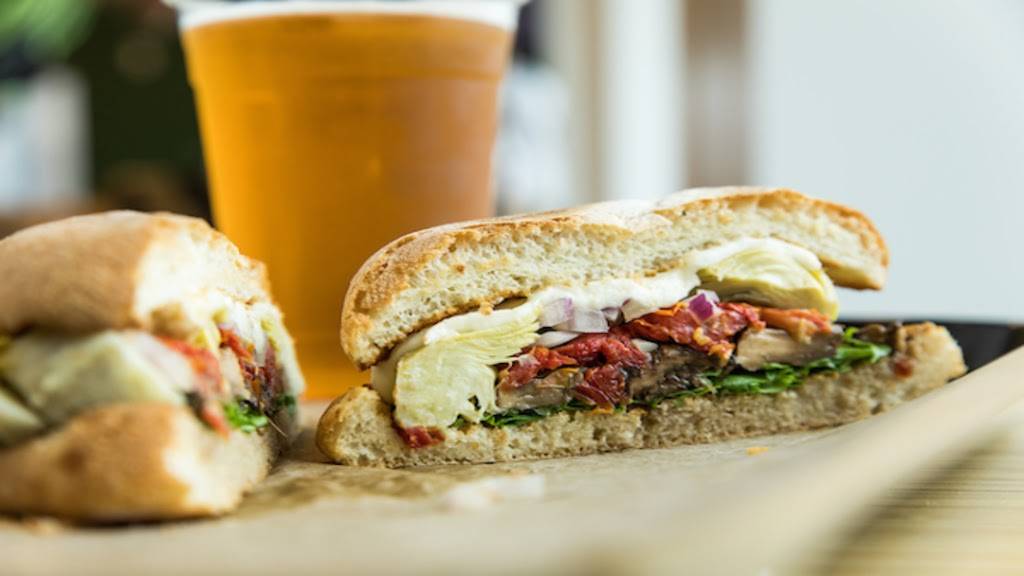 Arugula & Rye | restaurant | 5800 Fleur Dr, Des Moines, IA 50321, USA | 5152565340 OR +1 515-256-5340