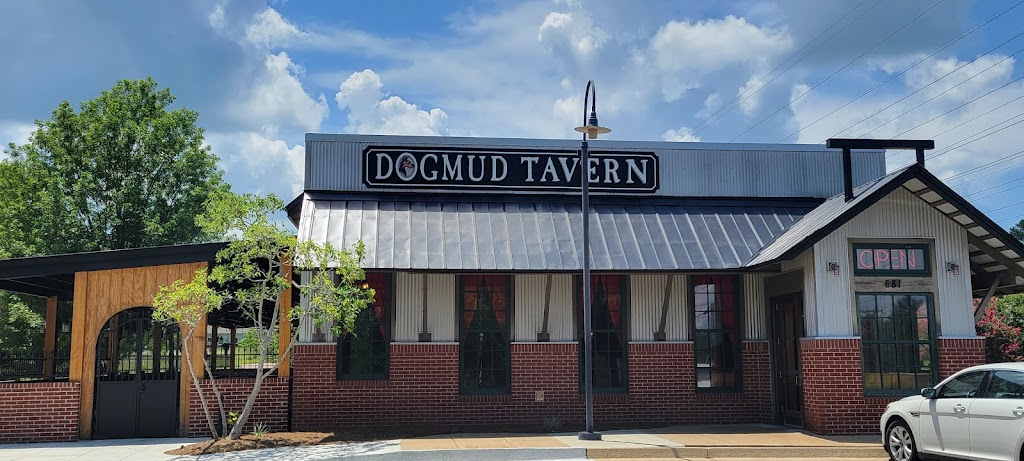 Dogmud Tavern | restaurant | 681 S Pear Orchard Rd, Ridgeland, MS 39157, USA | 6014994932 OR +1 601-499-4932