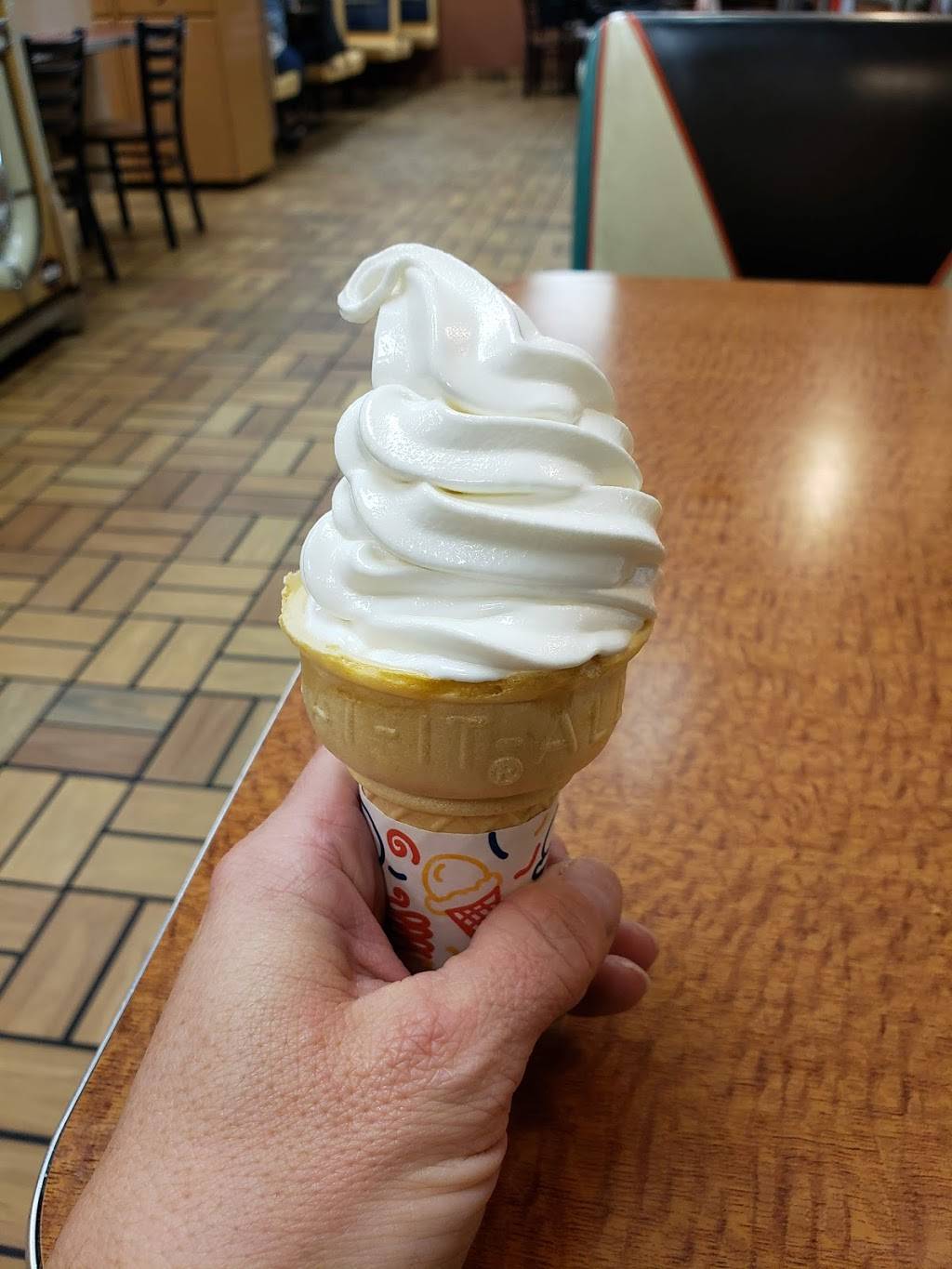 A&W Restaurant | restaurant | 1680 W 9000 S, West Jordan, UT 84088, USA | 8015661741 OR +1 801-566-1741