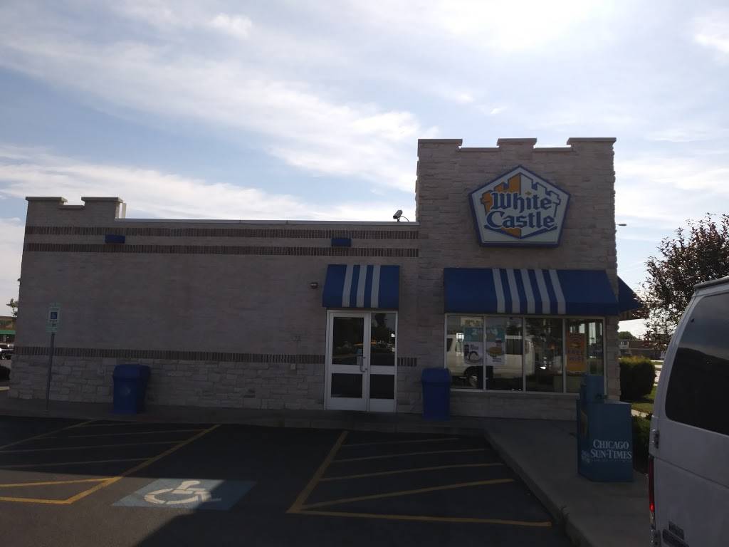 White Castle | restaurant | 306 W N Ave, Villa Park, IL 60181, USA | 6308330047 OR +1 630-833-0047