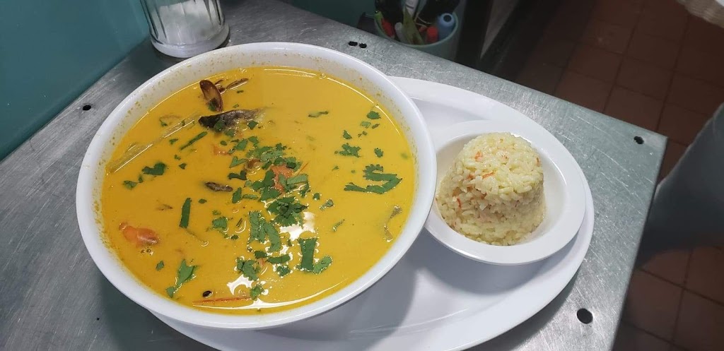 Ilopango Restaurant | restaurant | United #5, 8332 Sepulveda Blvd, North Hills, CA 91343, USA | 8188106228 OR +1 818-810-6228