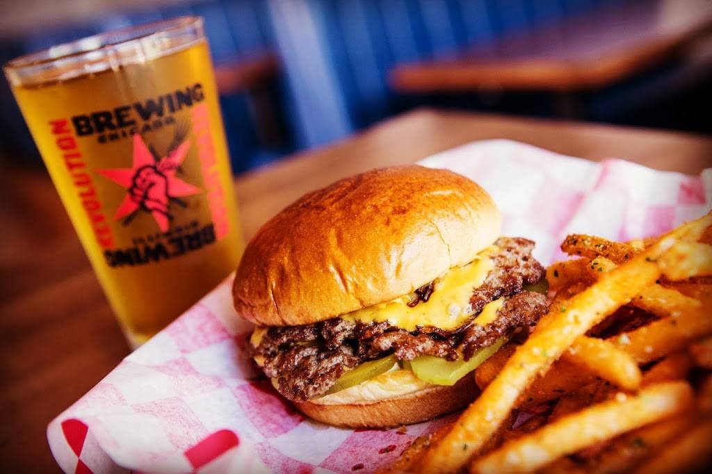 Easy Street Pizza & Beer Garden | restaurant | 3750 N Central Ave, Chicago, IL 60634, USA | 7739930464 OR +1 773-993-0464