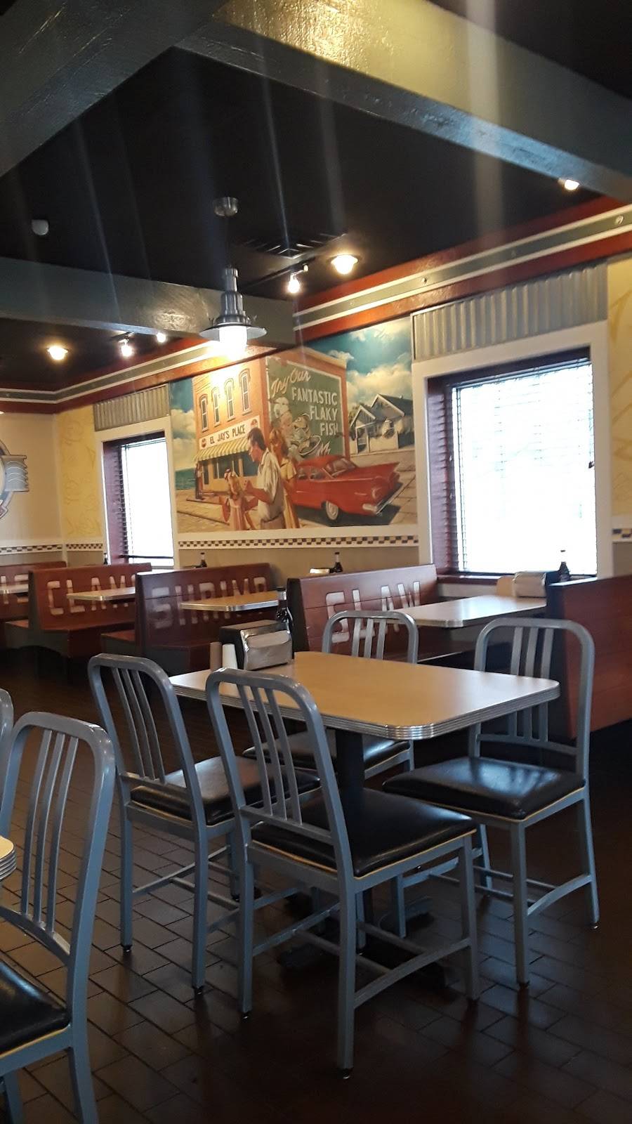 Long John Silvers | restaurant | 2350 E Morgan Ave, Evansville, IN 47711, USA | 8124762982 OR +1 812-476-2982