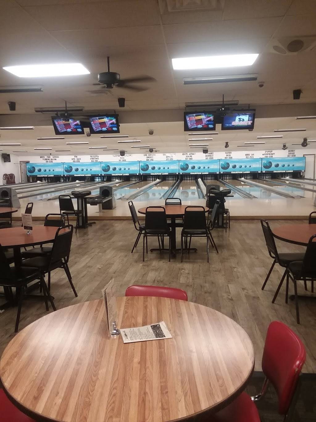 Longboyz Tavern | restaurant | 200 Cleveland Ave W, Warren, OH 44483, USA | 3308472233 OR +1 330-847-2233