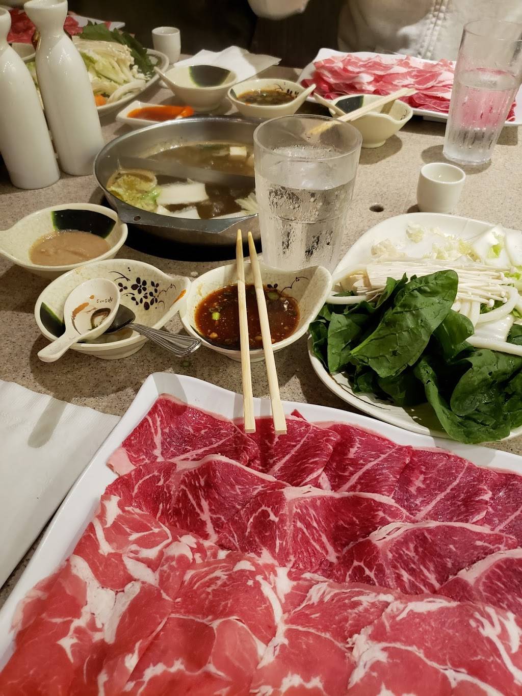 Shabu House | restaurant | 2608 Ocean Ave, San Francisco, CA 94132, USA | 4155868800 OR +1 415-586-8800