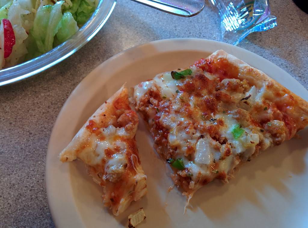 Palanzas Family Dining | restaurant | 2437 Washington Rd, Washington, IL 61571, USA | 3096942361 OR +1 309-694-2361