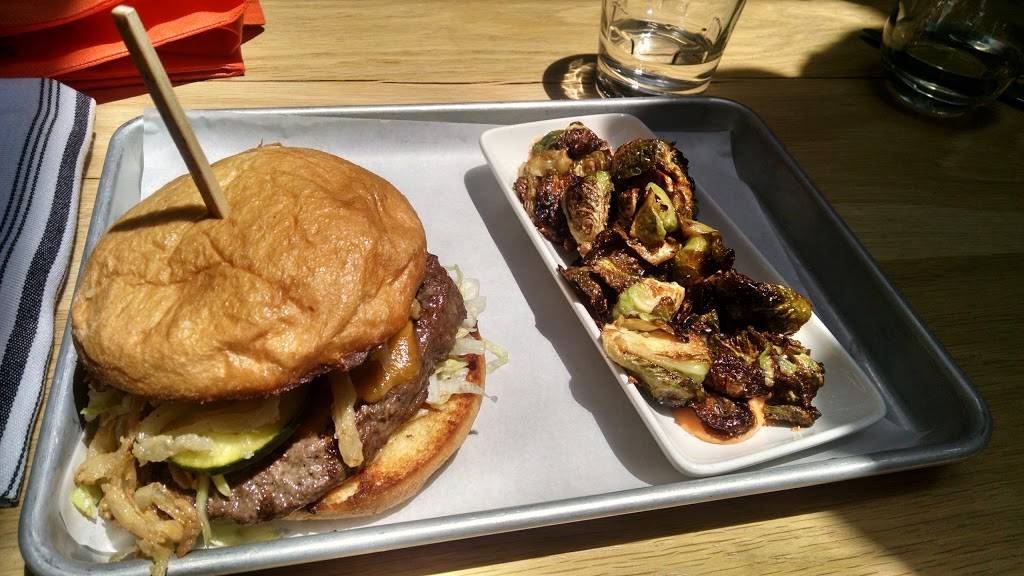 Waterdog Tavern | restaurant | 1015 Alameda de las Pulgas, Belmont, CA 94002, USA | 6506224642 OR +1 650-622-4642