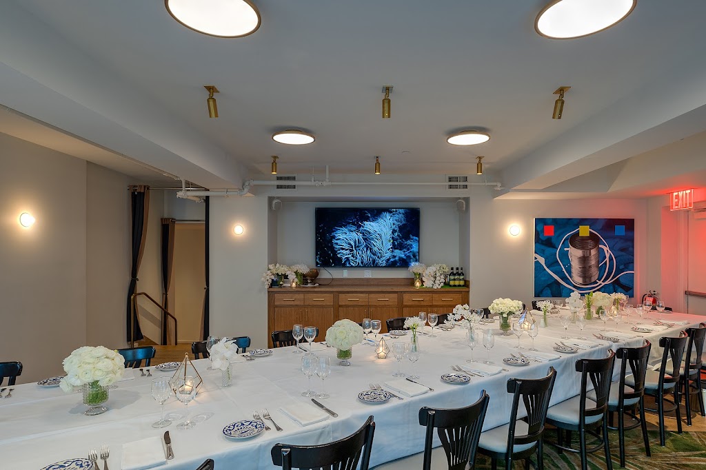 Gabriels Bar & Restaurant | restaurant | 40 Central Park S, New York, NY 10019, USA | 2129564600 OR +1 212-956-4600