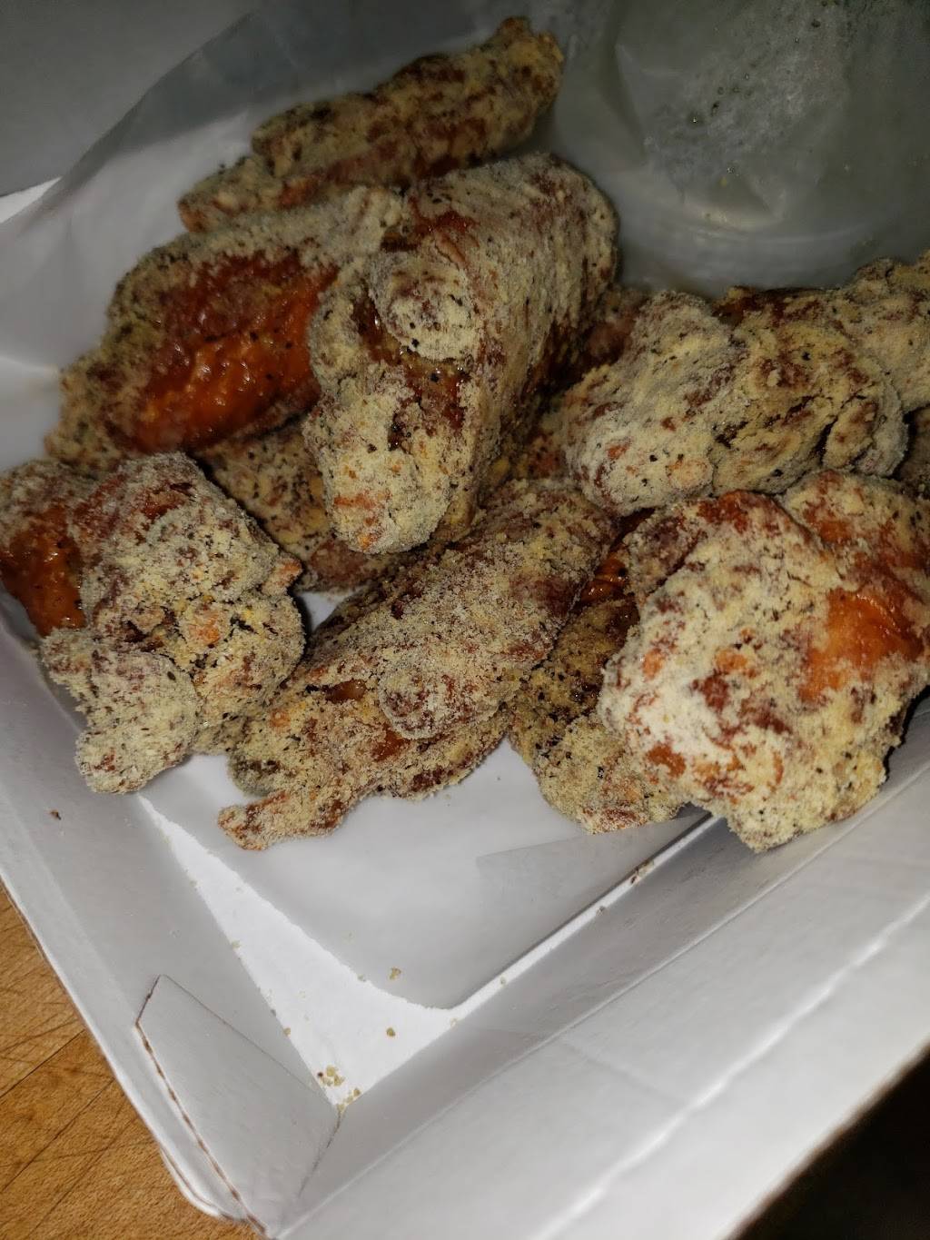 Tony Bs Pizza | meal delivery | 1340 Crystal Ln, Chaska, MN 55318, USA | 9525560088 OR +1 952-556-0088