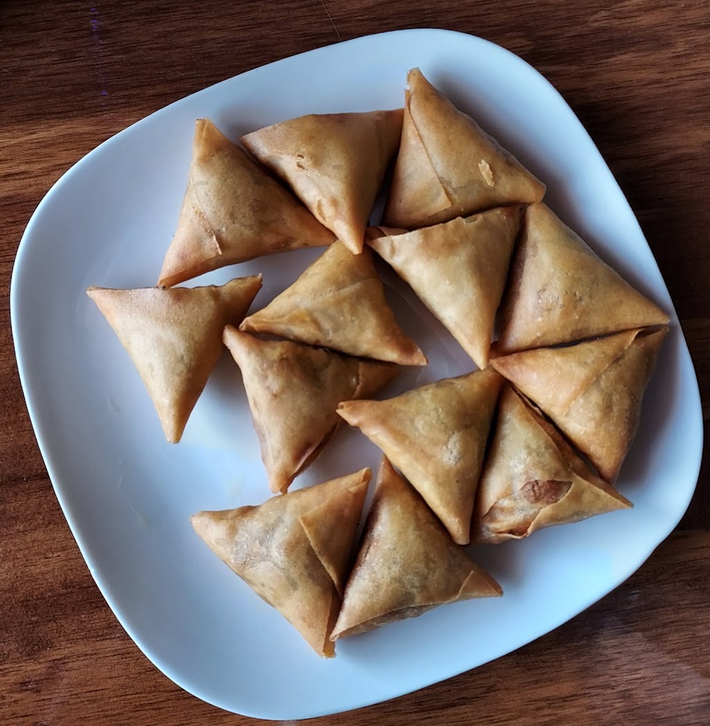 Bchic Bar & Grill | restaurant | 6600 W Central Ave, Wichita, KS 67212, USA | 3163589296 OR +1 316-358-9296