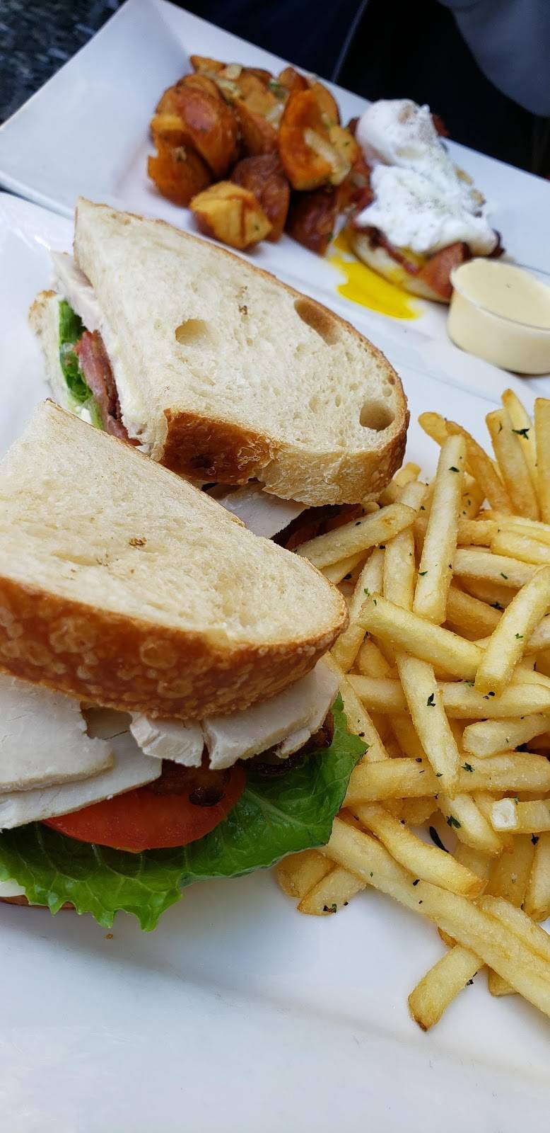 Flore on Market | restaurant | 2298 Market St, San Francisco, CA 94114, USA | 4155493765 OR +1 415-549-3765