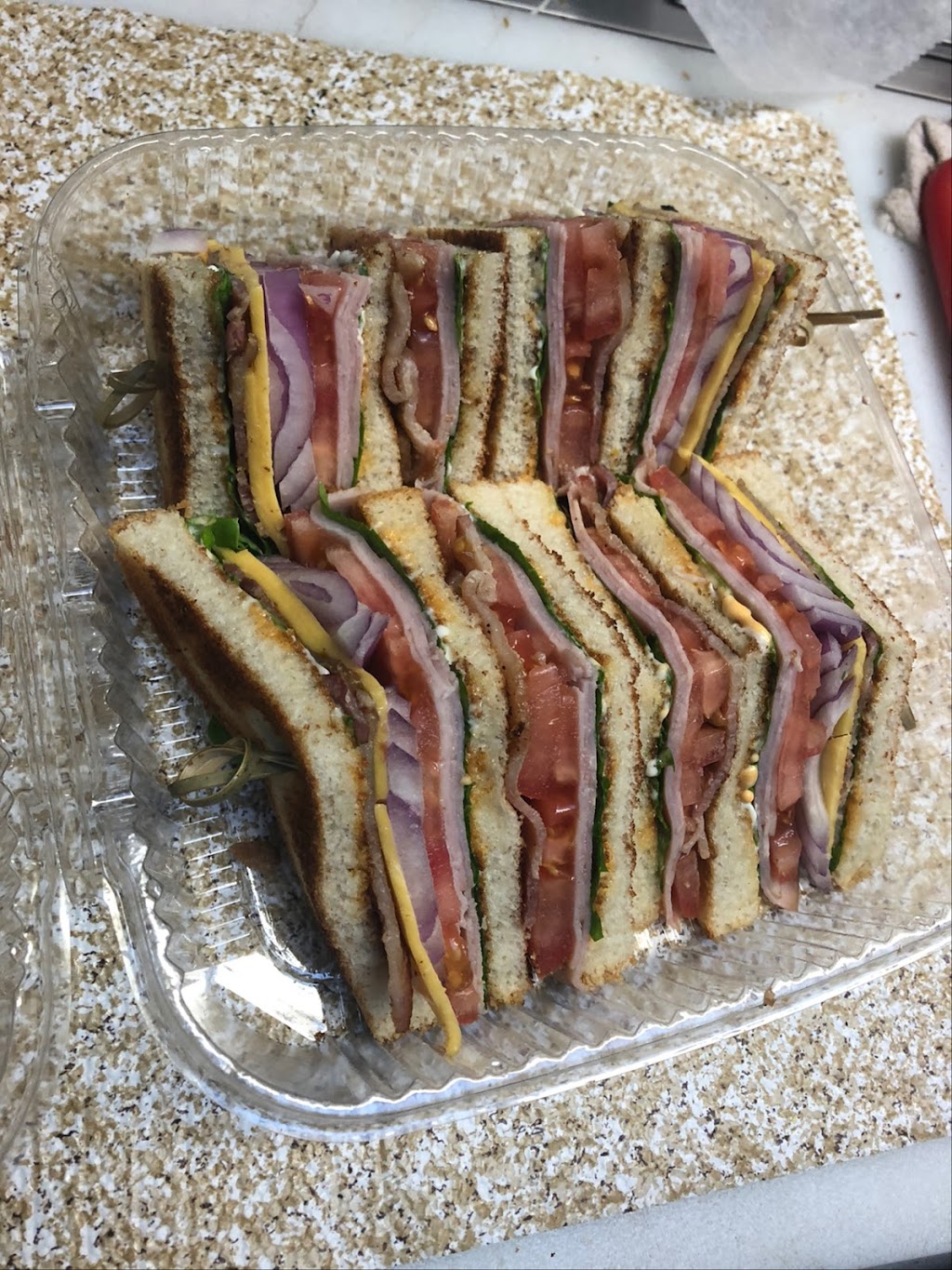 WINGS ON WHEELS FOOD TRUCK | restaurant | 3261 Automobile Blvd, Silver Spring, MD 20904, USA | 3015414407 OR +1 301-541-4407