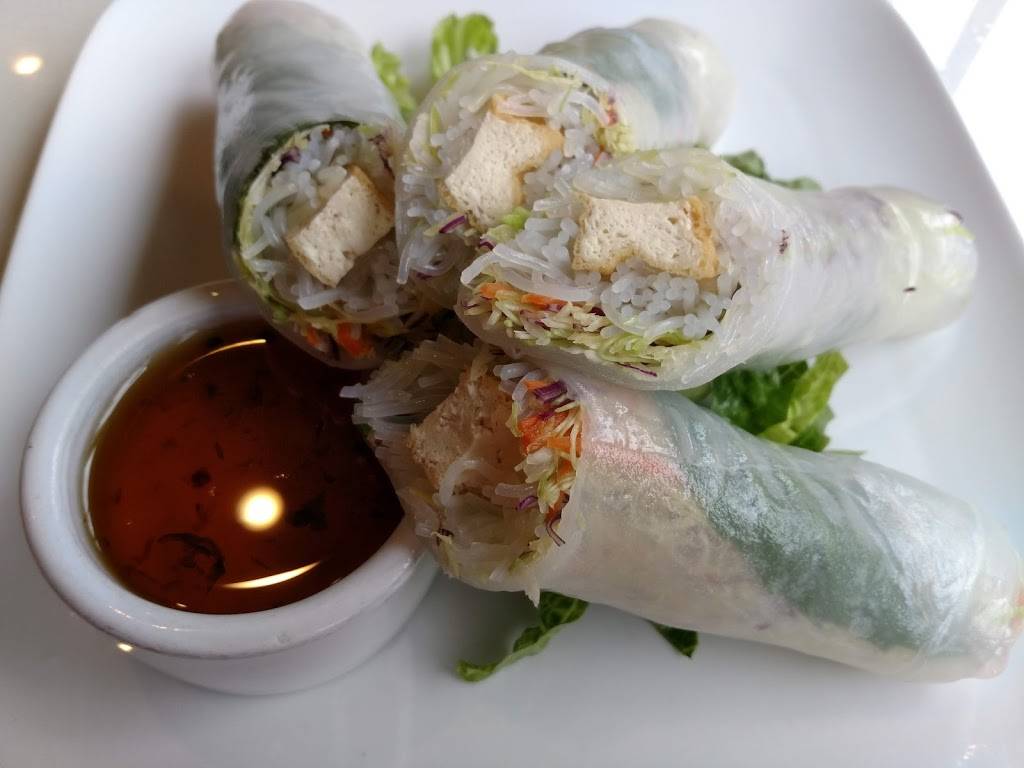 Manolas Thai Cuisine | restaurant | 652 E Broadway, Eugene, OR 97401, USA | 5413426666 OR +1 541-342-6666