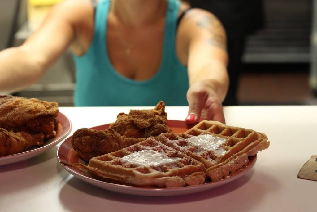 Dubs St. Johns | restaurant | 8727 N Lombard St, Portland, OR 97203, USA | 5039988230 OR +1 503-998-8230