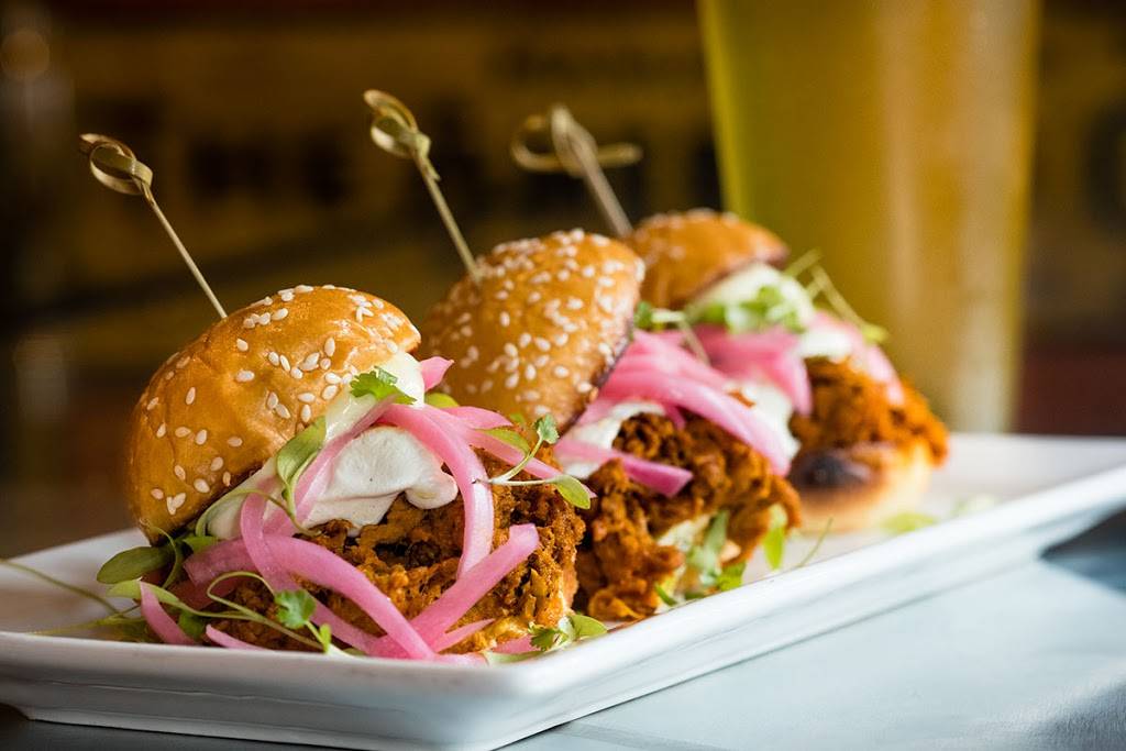 Lower Mills Tavern | restaurant | 2269 Dorchester Ave, Boston, MA 02124, USA | 8572674461 OR +1 857-267-4461