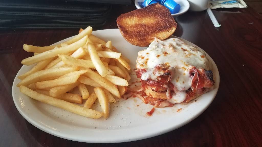 J J Rubys | restaurant | 2862 N State Rd, Ithaca, MI 48847, USA | 9898753000 OR +1 989-875-3000