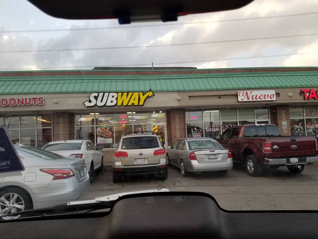 Subway | restaurant | 2352 W Cermak Rd, Chicago, IL 60608, USA | 7732549119 OR +1 773-254-9119