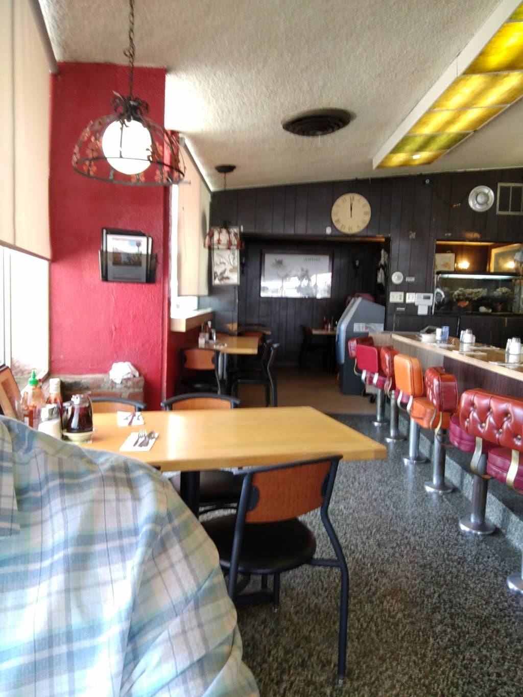 Hearts Coffee Shop | cafe | 16918 Saticoy St, Van Nuys, CA 91406, USA | 8188818901 OR +1 818-881-8901