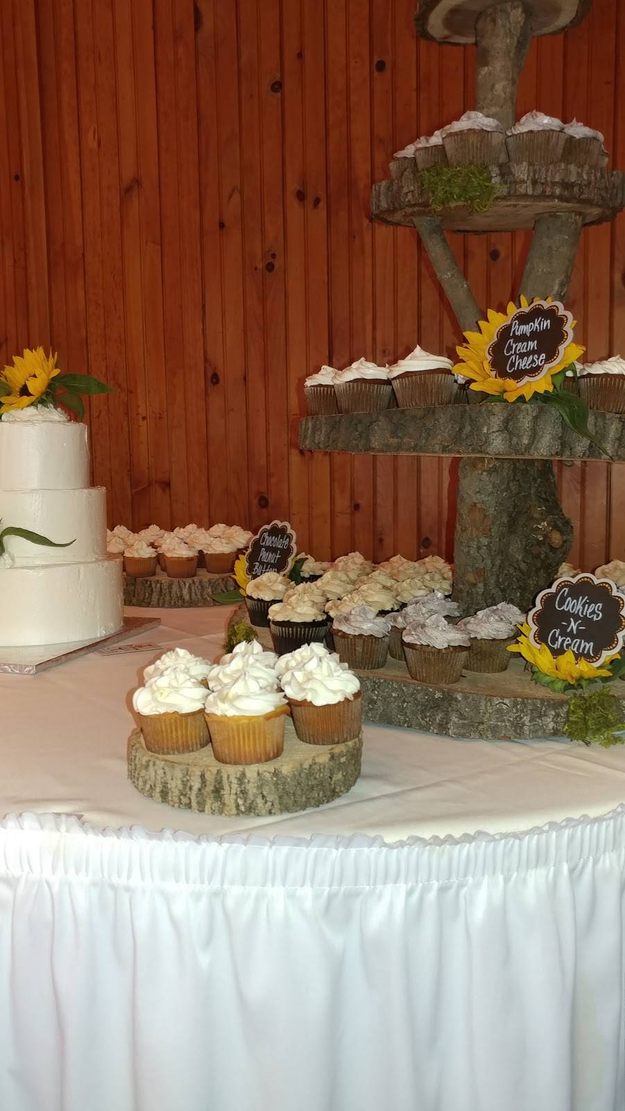 C.J. Hummels Restaurant | restaurant | 28 Willow St, Lenhartsville, PA 19534, USA | 6105624891 OR +1 610-562-4891