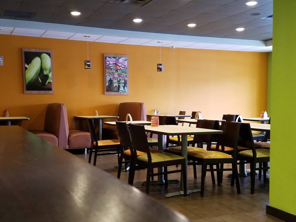 Pollo Campero | meal takeaway | 5852 Columbia Pike, Falls Church, VA 22041, USA | 7038208400 OR +1 703-820-8400