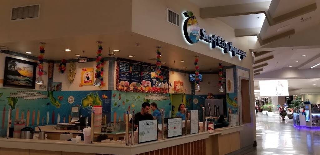 Surf City Squeeze | restaurant | 931 Parkway Plaza, El Cajon, CA 92020, USA | 6195881888 OR +1 619-588-1888