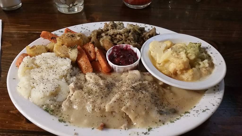 The Olde Ice House | restaurant | 1925 Lakehurst Rd, Buckhorn, ON K0L 1J0, Canada | 7056571131 OR +1 705-657-1131