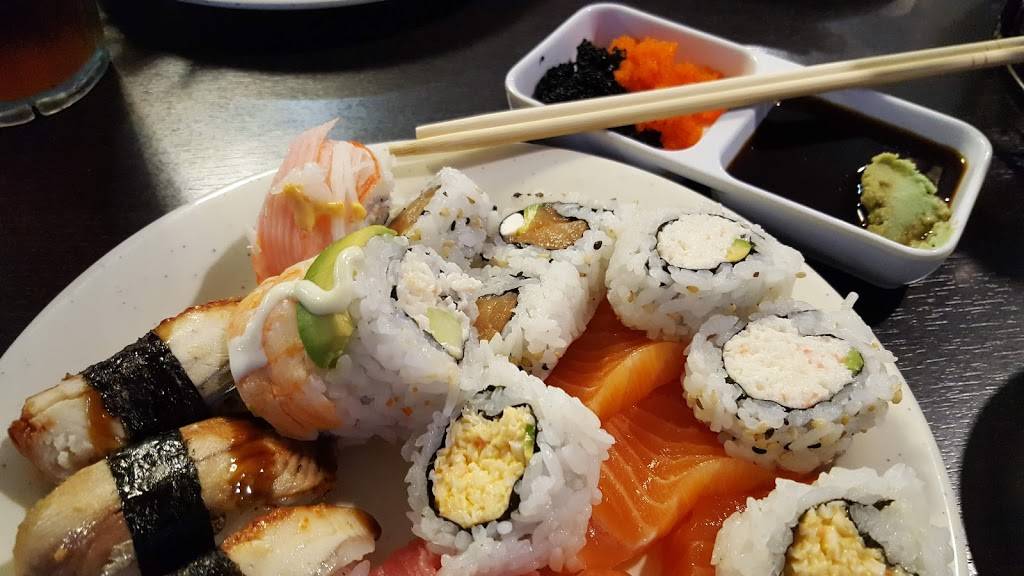 FuJi Buffet & Grill | restaurant | 300 Harvey Dr, Glendale, CA 91206, USA | 8185531688 OR +1 818-553-1688