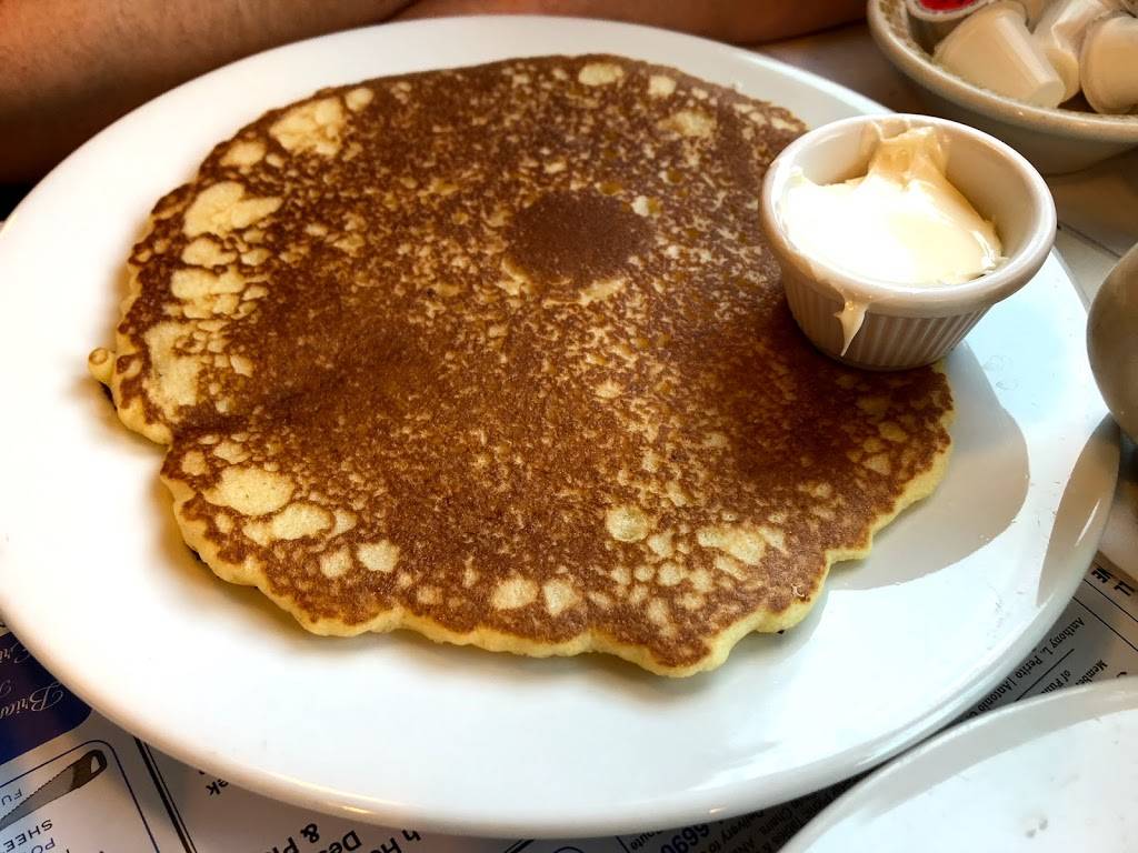 Tillys | restaurant | 34 Raceway Rd, Monticello, NY 12701, USA | 8457946540 OR +1 845-794-6540