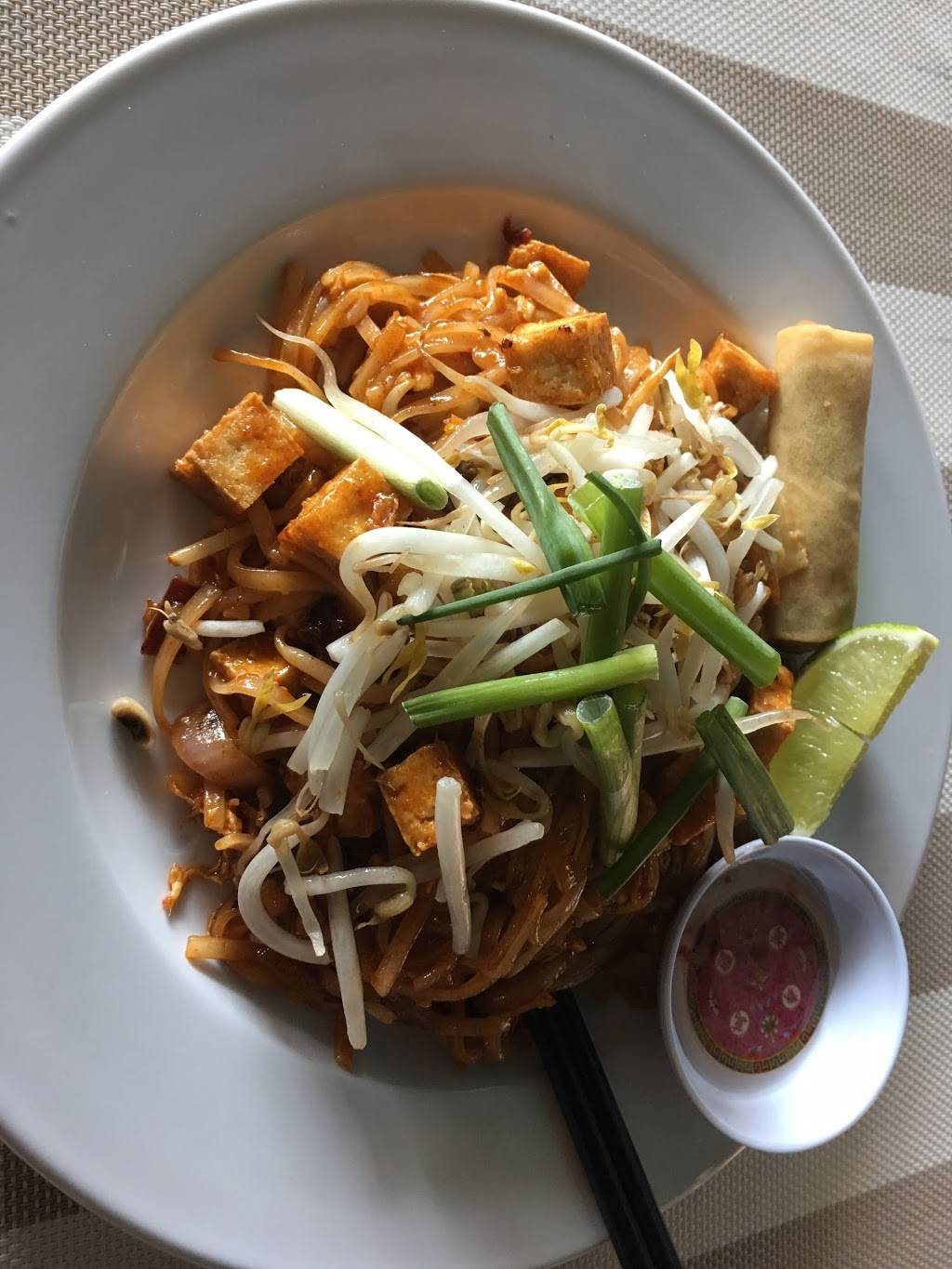 De Rice Thai Cuisine | restaurant | 5365 Spring Valley Rd #158, Dallas, TX 75254, USA | 9724839519 OR +1 972-483-9519